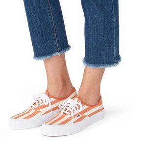 VANS, new in box Vintage Rio Coral & White Stripe 6.5 women’s, men’s 5.